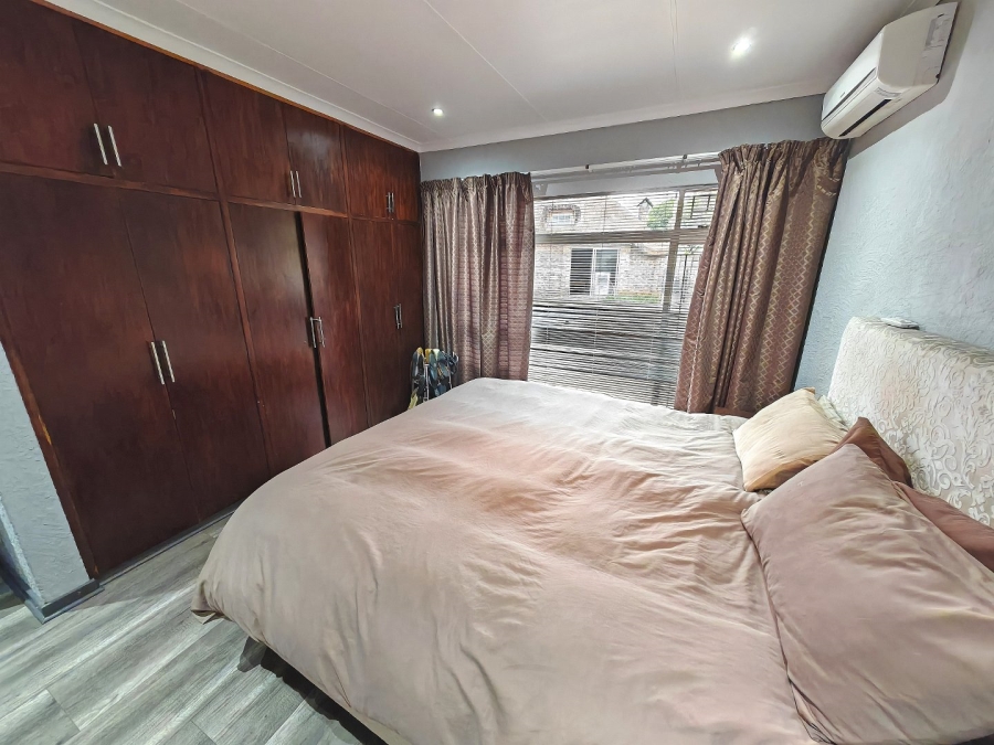  Bedroom Property for Sale in Pellissier Free State